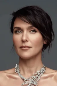 Şevval Sam Oyuncu Profil Görseli