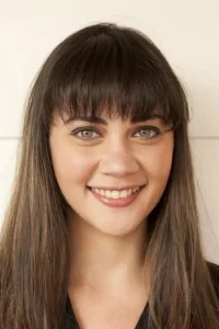 Shari Sebbens Oyuncu Profil Görseli