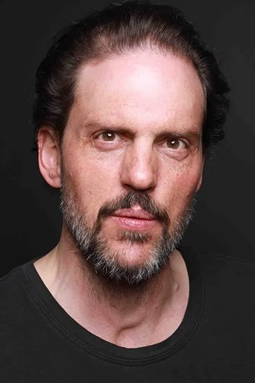 Silas Weir Mitchell Oyuncu Profil Görseli