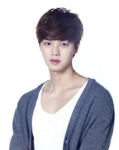 Song Kang Oyuncu Profil Görseli