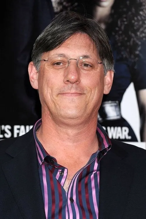 Steve Shill Yönetmen Profil Görseli