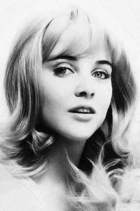 Sue Lyon Oyuncu Profil Görseli