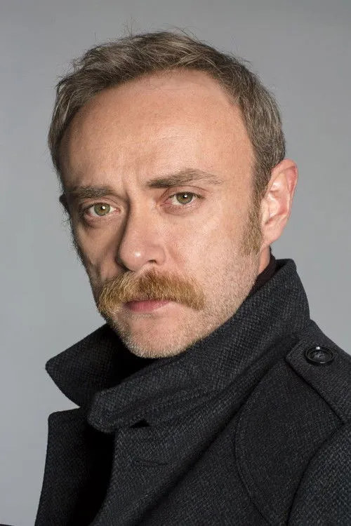 Tansu Biçer Oyuncu Profil Görseli