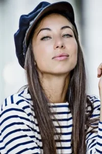 Tess Masazza Oyuncu Profil Görseli