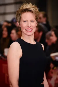 Thea Sharrock Yönetmen Profil Görseli