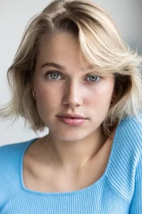 Thea Sofie Loch Næss Oyuncu Profil Görseli