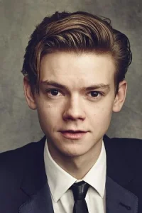 Thomas Brodie-Sangster Oyuncu Profil Görseli