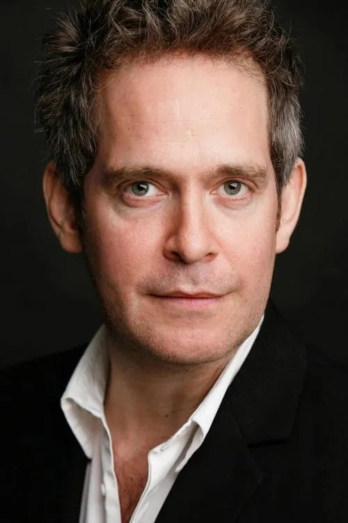 Tom Hollander Oyuncu Profil Görseli