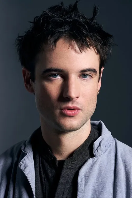 Tom Sturridge Oyuncu Profil Görseli