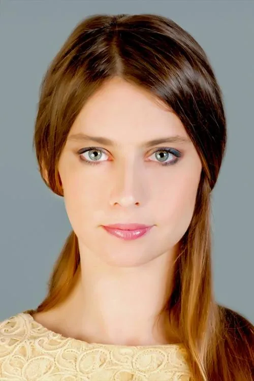 Tuba Ünsal Oyuncu Profil Görseli