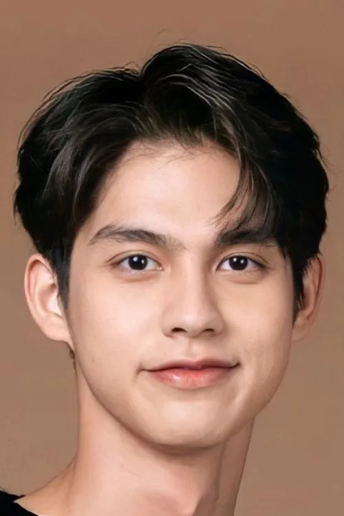 Vachirawit Chivaaree Oyuncu Profil Görseli