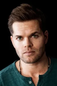 Wes Chatham Oyuncu Profil Görseli