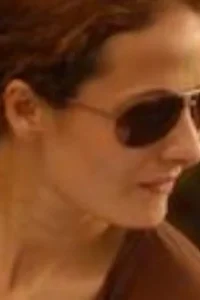 Yıldız Aşanboğa Yönetmen Profil Görseli