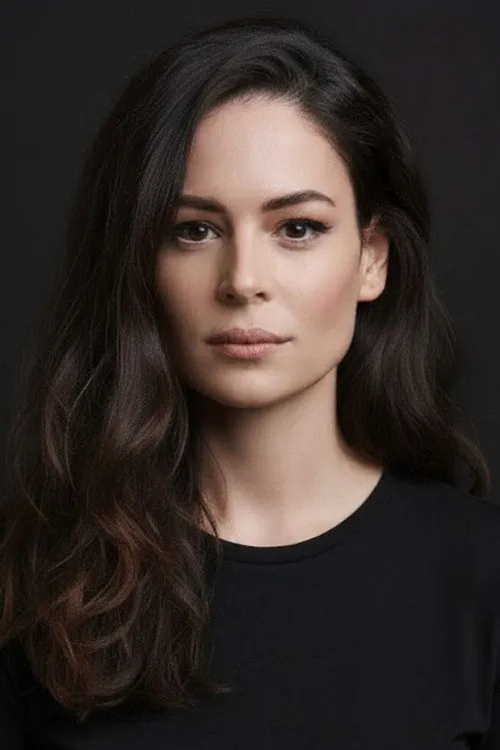 Yıldız Çağrı Atiksoy Oyuncu Profil Görseli