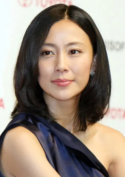 Yoshino Kimura Oyuncu Profil Görseli