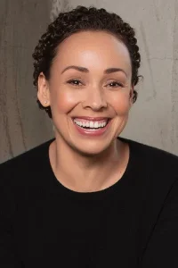 Zetna Fuentes Yönetmen Profil Görseli