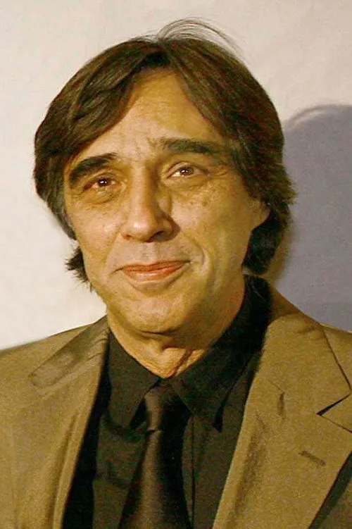 Agustín Díaz Yanes Yönetmen Profil Görseli