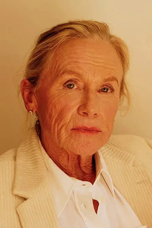Amy Madigan Oyuncu Profil Görseli