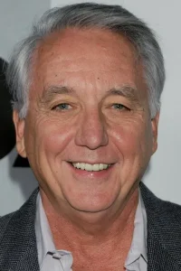 Bob Gunton Oyuncu Profil Görseli