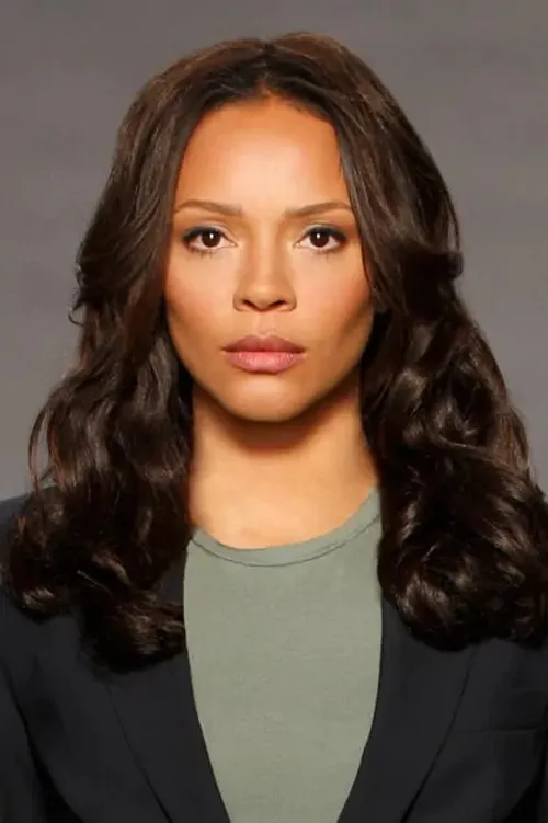 Carmen Ejogo Oyuncu Profil Görseli