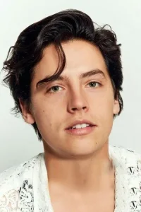 Cole Sprouse Oyuncu Profil Görseli