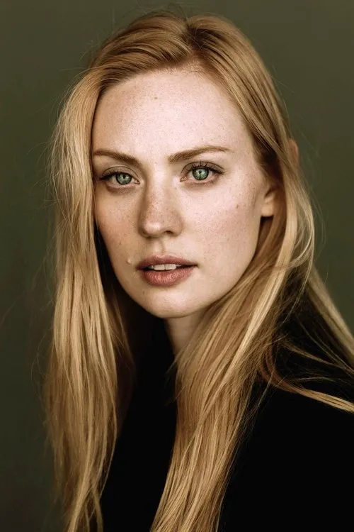 Deborah Ann Woll Oyuncu Profil Görseli