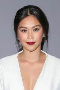 Dianne Doan Oyuncu Profil Görseli