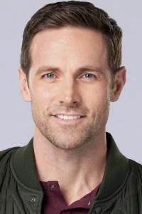 Dylan Bruce Oyuncu Profil Görseli