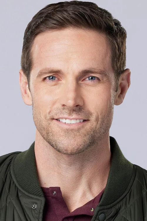 Dylan Bruce Oyuncu Profil Görseli