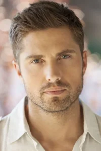 Eric Winter Oyuncu Profil Görseli