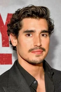 Henry Zaga Oyuncu Profil Görseli
