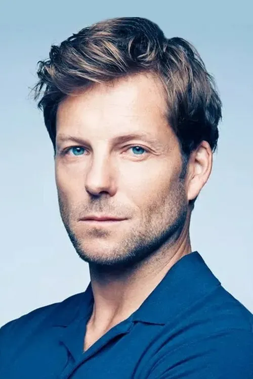 Jamie Bamber Oyuncu Profil Görseli