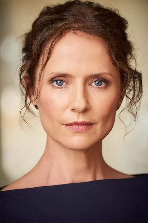 Jean Louisa Kelly Oyuncu Profil Görseli