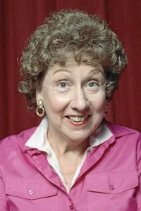 Jean Stapleton Oyuncu Profil Görseli
