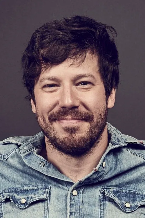 John Gallagher Jr. Oyuncu Profil Görseli