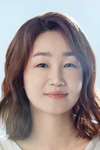 Jung Chae-yeon Oyuncu Profil Görseli