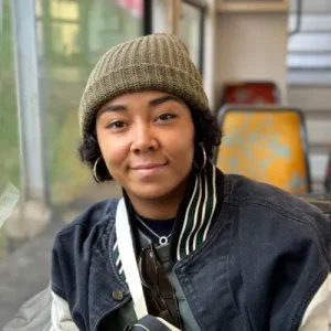 Kiana Khansmith Yönetmen Profil Görseli