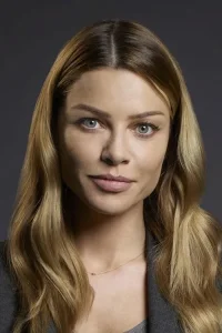 Lauren German Oyuncu Profil Görseli