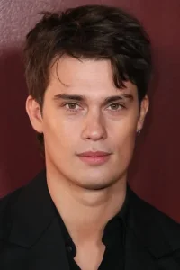 Nicholas Galitzine Oyuncu Profil Görseli