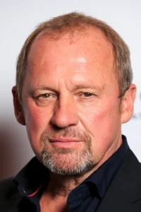 Peter Firth Oyuncu Profil Görseli