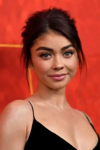 Sarah Hyland Oyuncu Profil Görseli