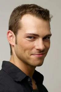 Shawn Roberts Oyuncu Profil Görseli