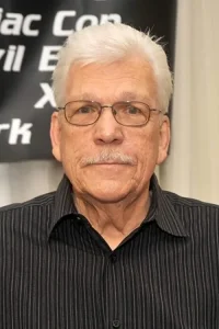 Tom Atkins Oyuncu Profil Görseli