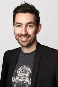 Zach Lipovsky Yönetmen Profil Görseli